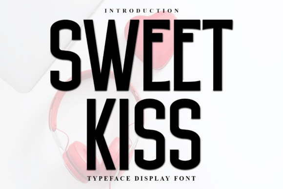 Sweet Kiss: The Festive Display Font That Elevates Your Holiday Brand